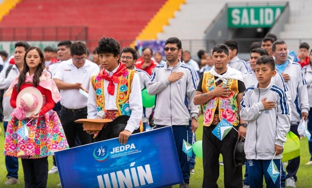 SEDE MACROREGIONAL: HUÁNUCO RECIBIÓ MÁS DE 300 DEPORTISTAS EN LA APERTURA DE LOS JUEGOS DEPORTIVOS Y PARADEPORTIVOS